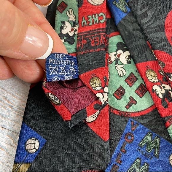 Vintage Mickey Unlimited Player Of The Year Black Red Poly Necktie Tie - Picture 5 of 6
